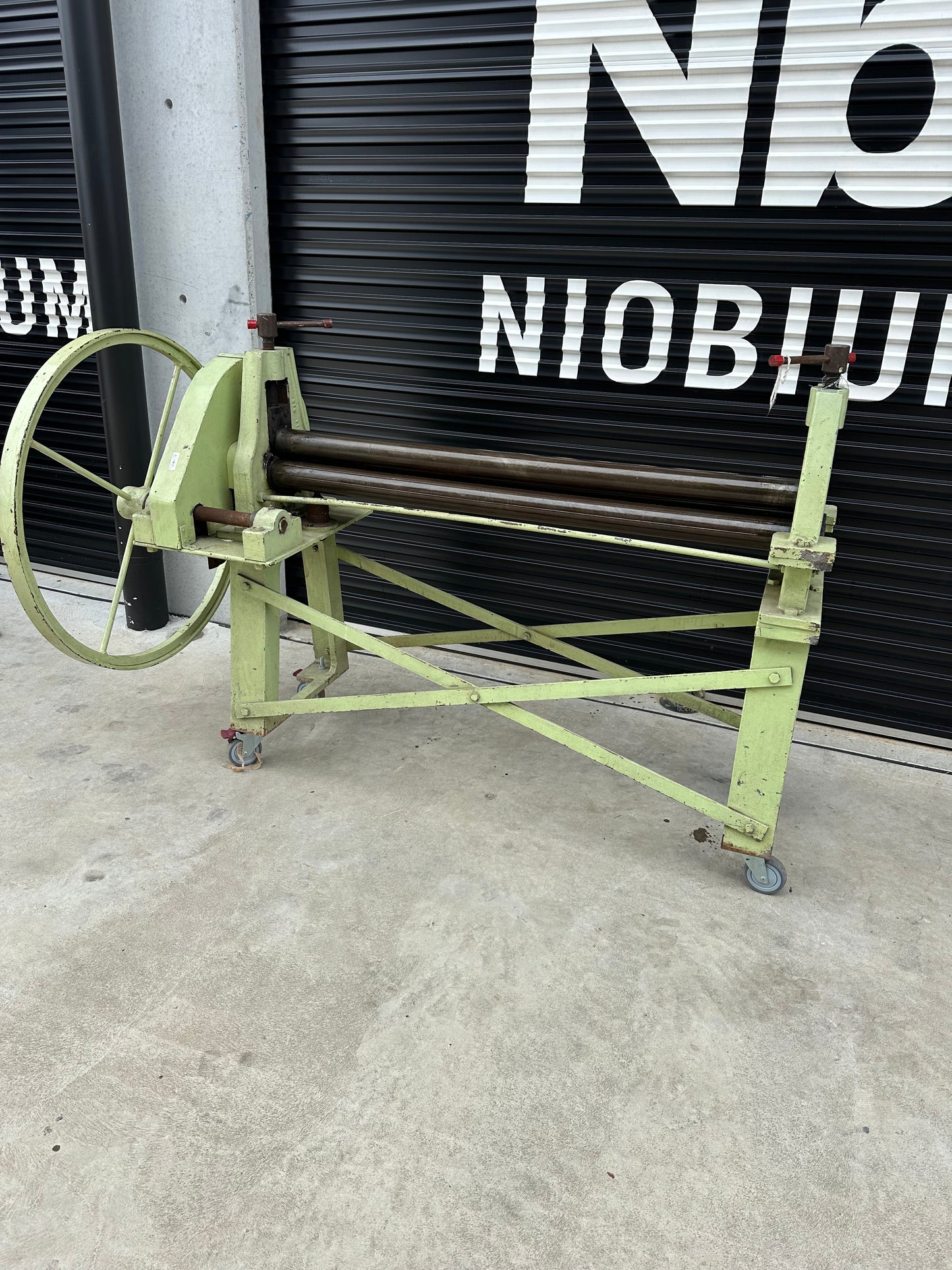 Used Manual Sheet Metal Rollers