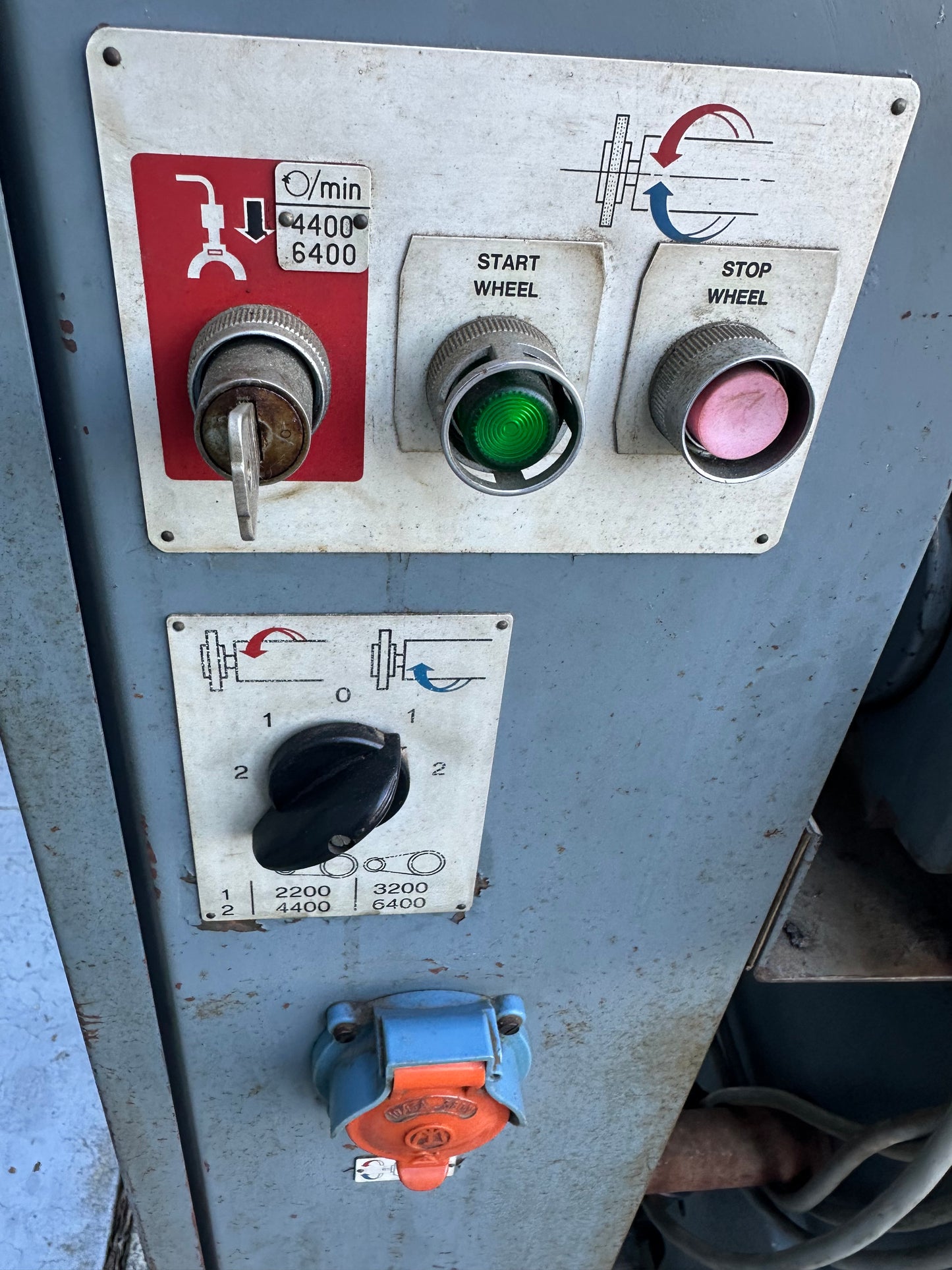 Used Tacchella 4M Tool Cutter Grinder