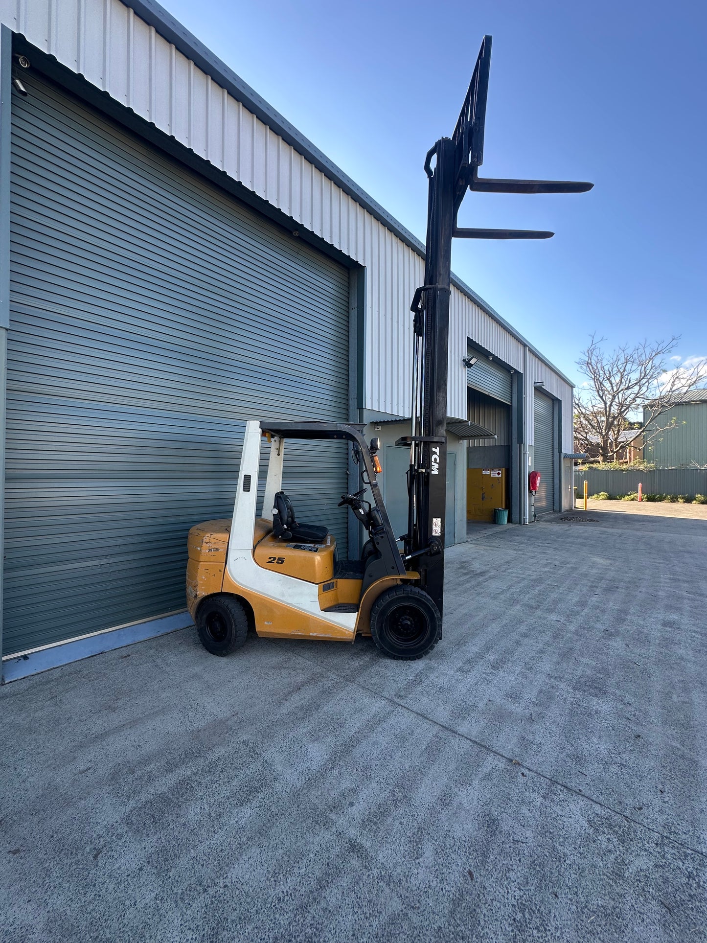 Used 2.5t TCM Petrol Forklift