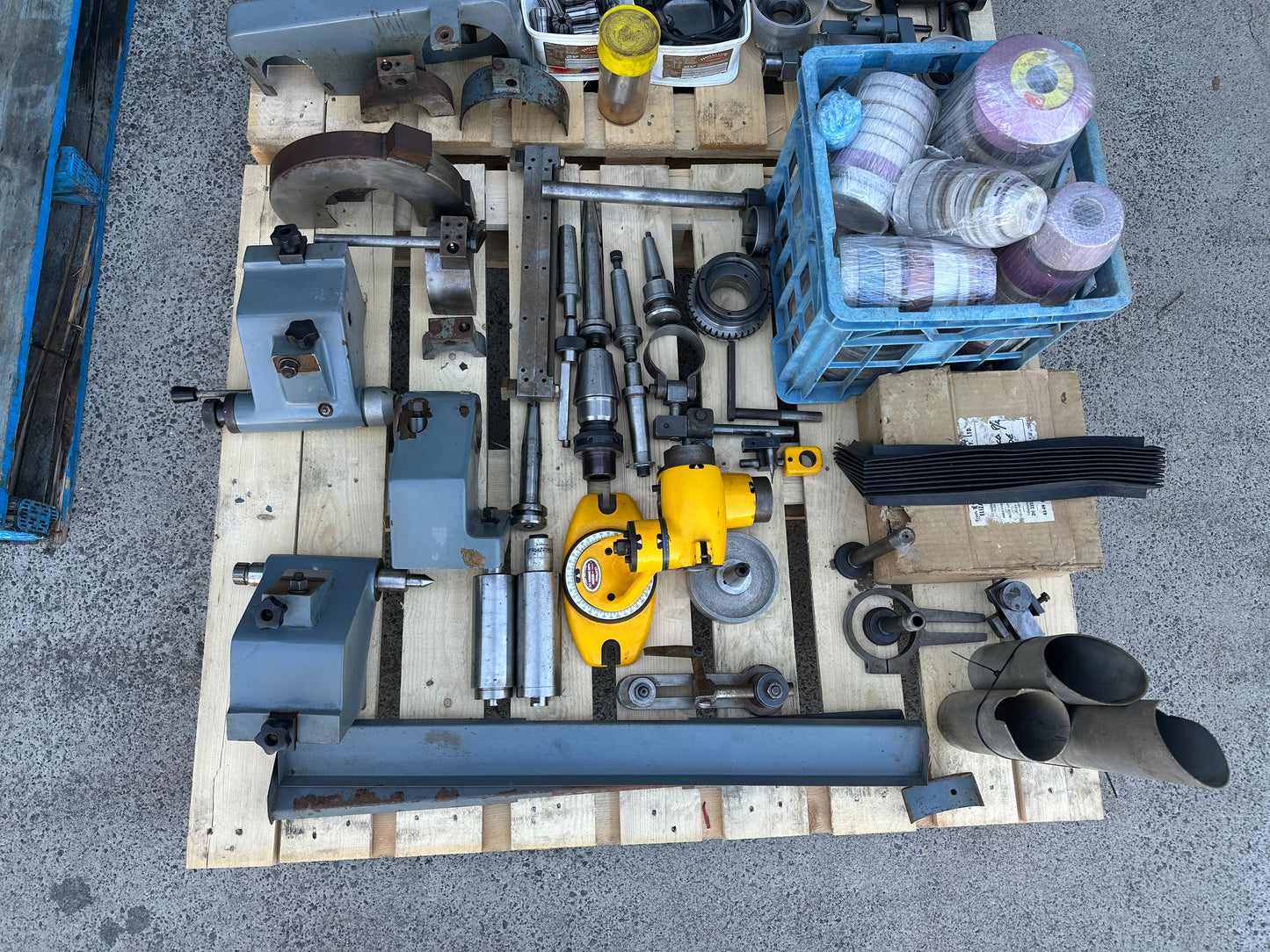 Used Tacchella 4M Tool Cutter Grinder