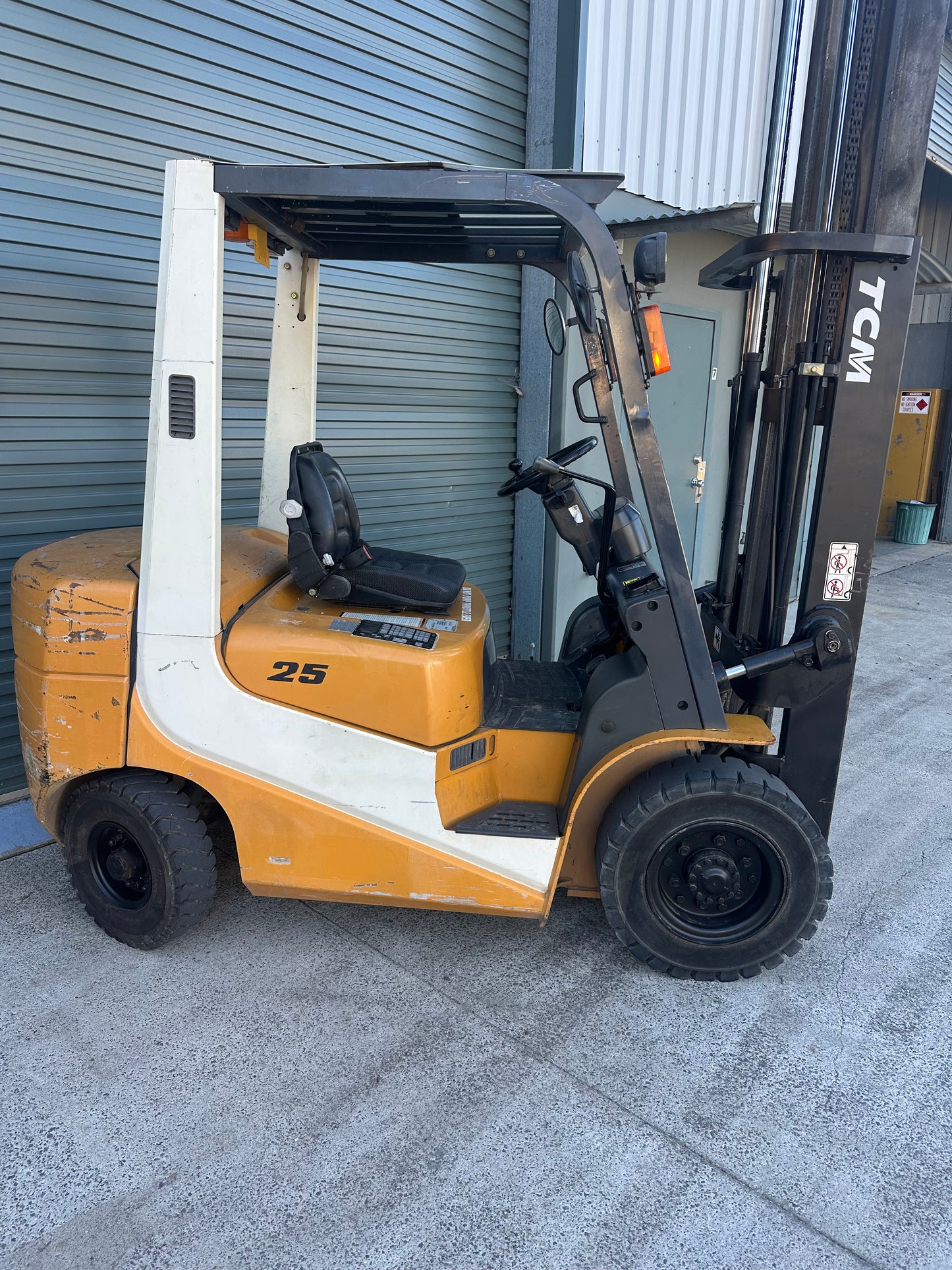 Used 2.5t TCM Petrol Forklift
