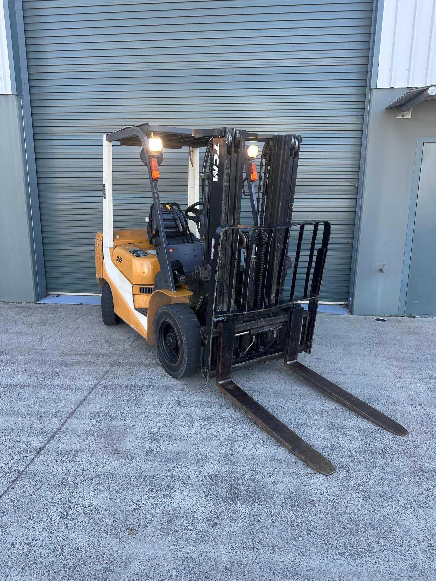 Used 2.5t TCM Petrol Forklift