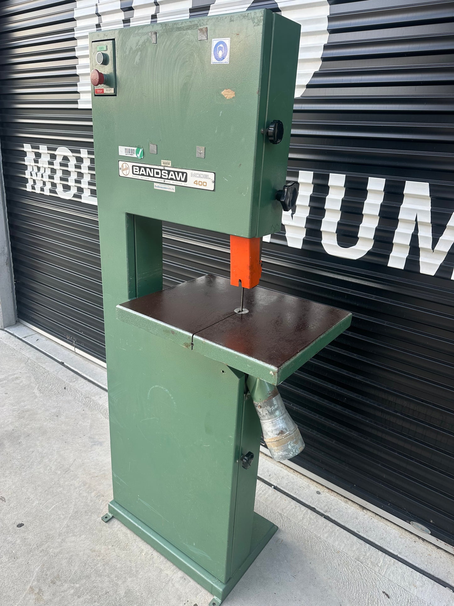 Used Woodfast 400 Vertical Bandsaw