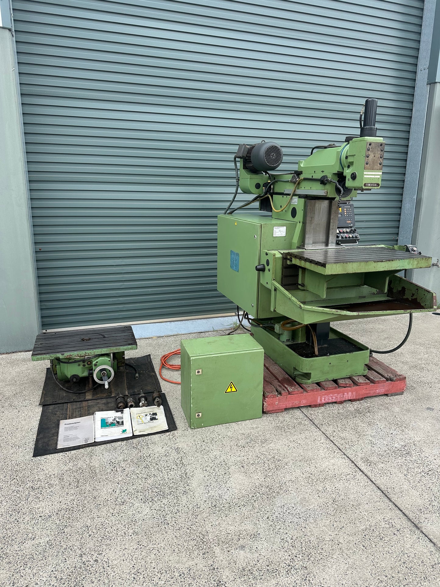 Used Deckel FP4MK Toolroom Milling Machine