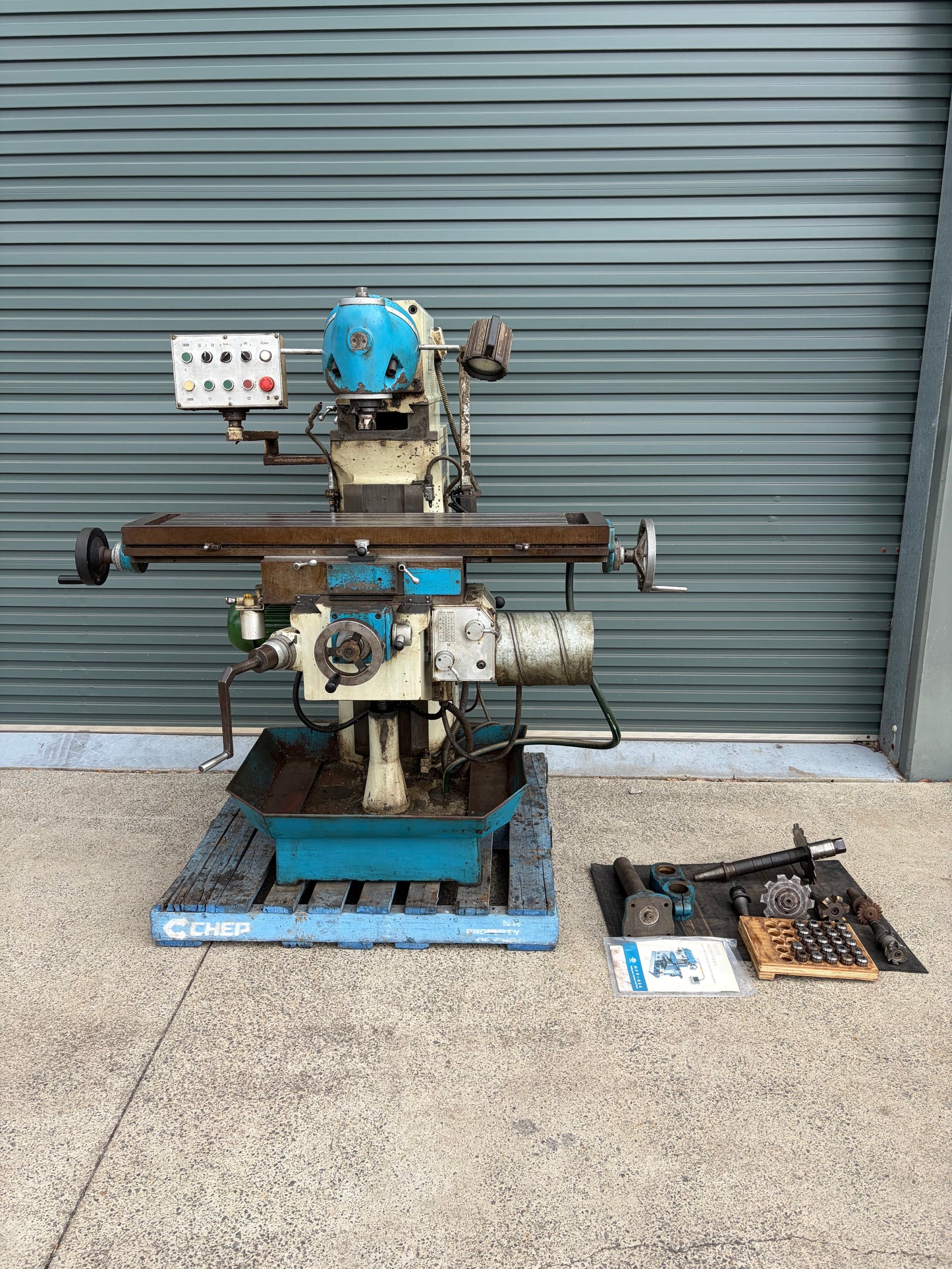 Used HAFCO HM-800 Universal Milling Machine