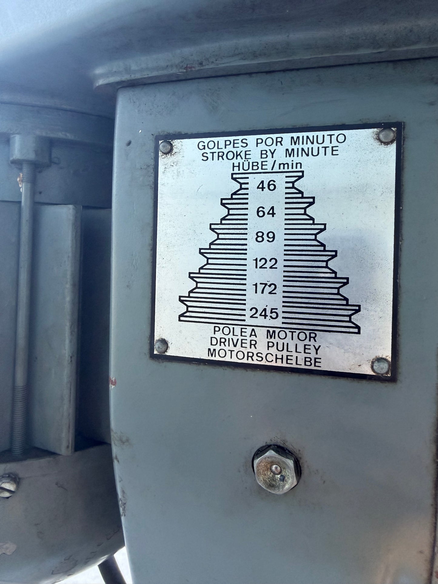 Used Kondia FV-1 Powermill Turret Milling Machine ISO40 and Slotter
