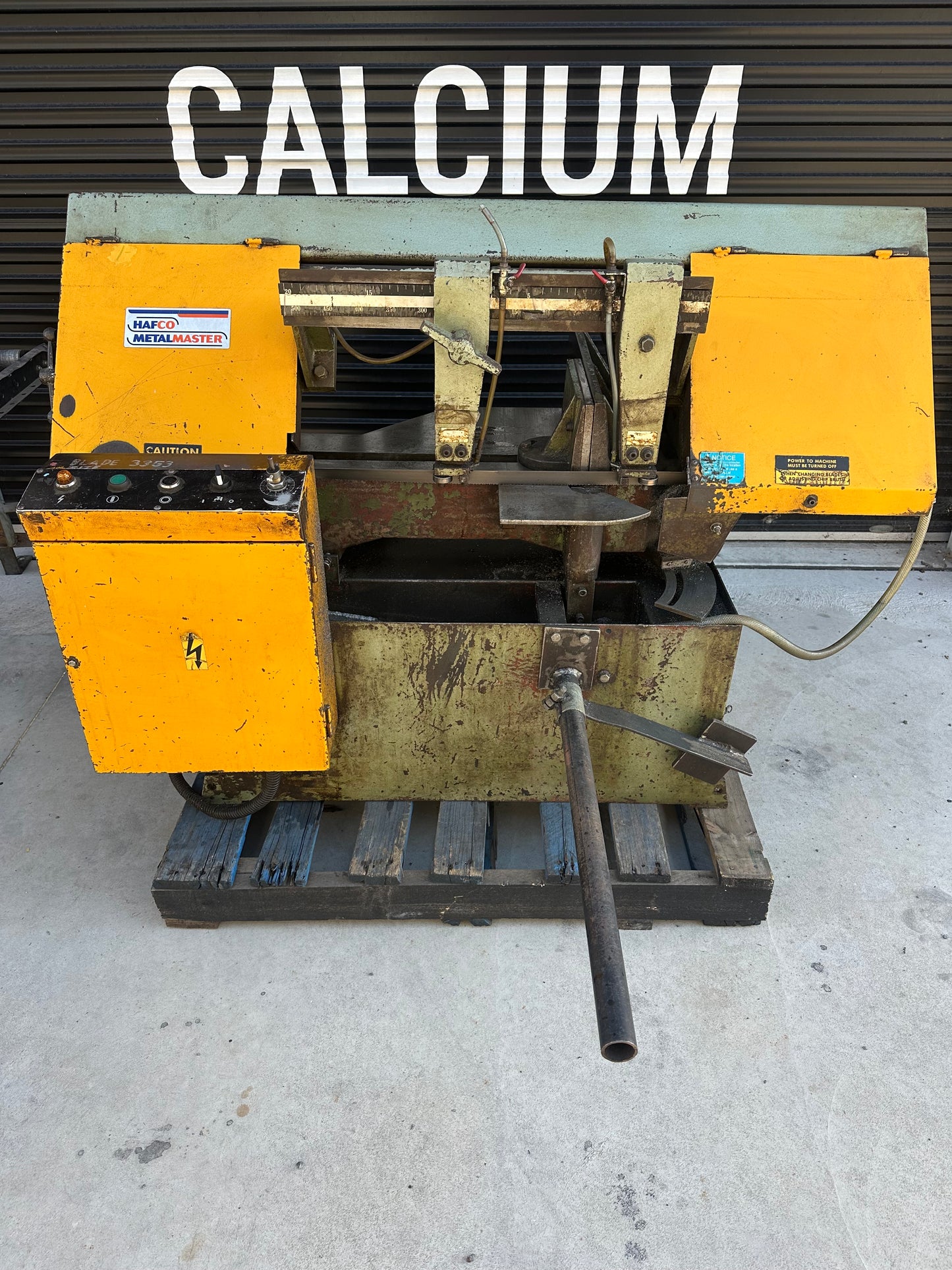 Used HAFCO BS-10s Swivel Head Bandsaw