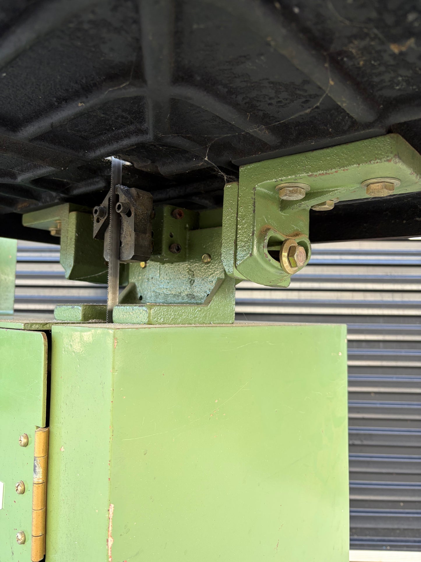 Used HAFCO VB-450 Vertical Metal Bandsaw