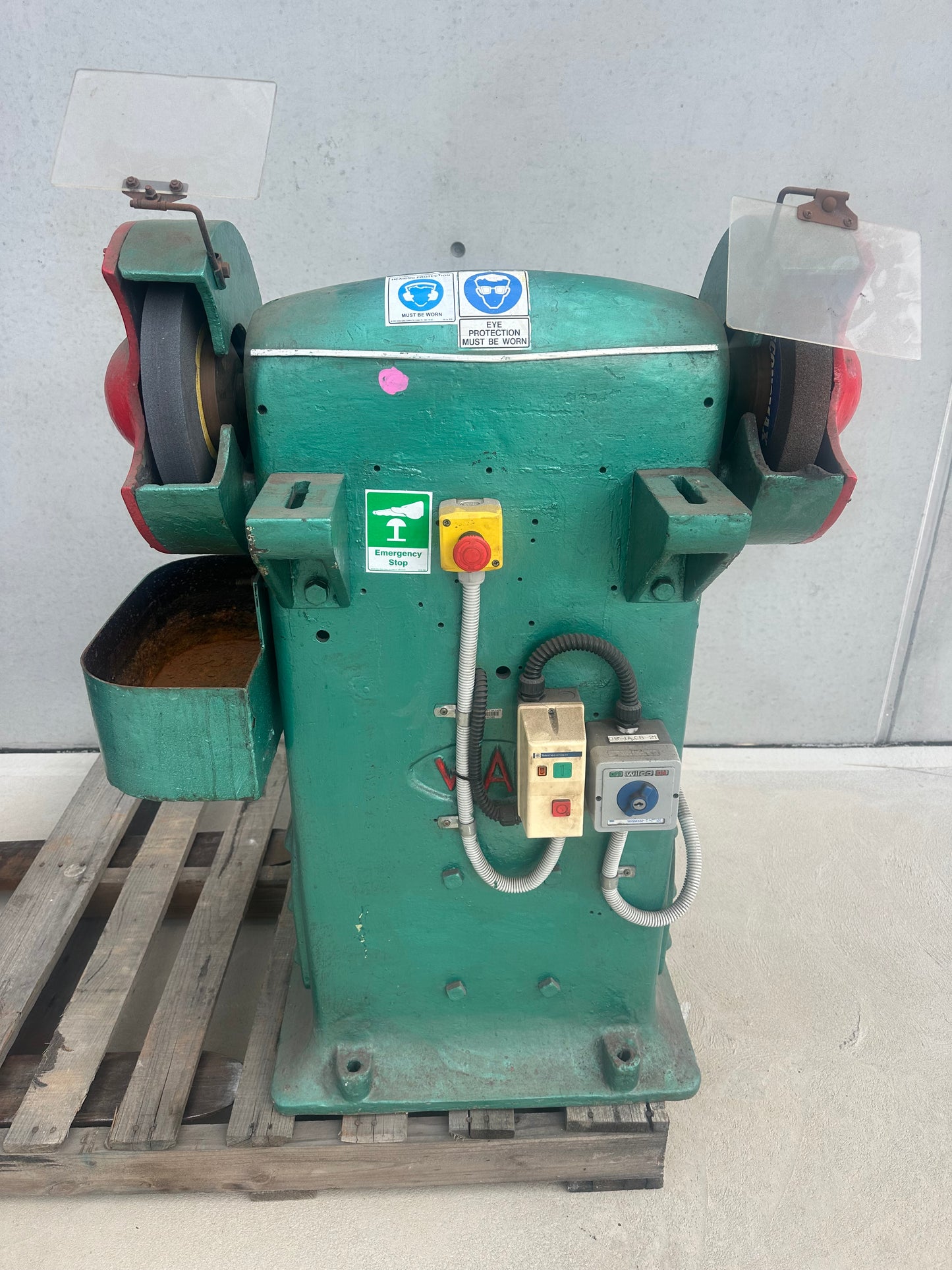 Used Vial Pedestal Grinder