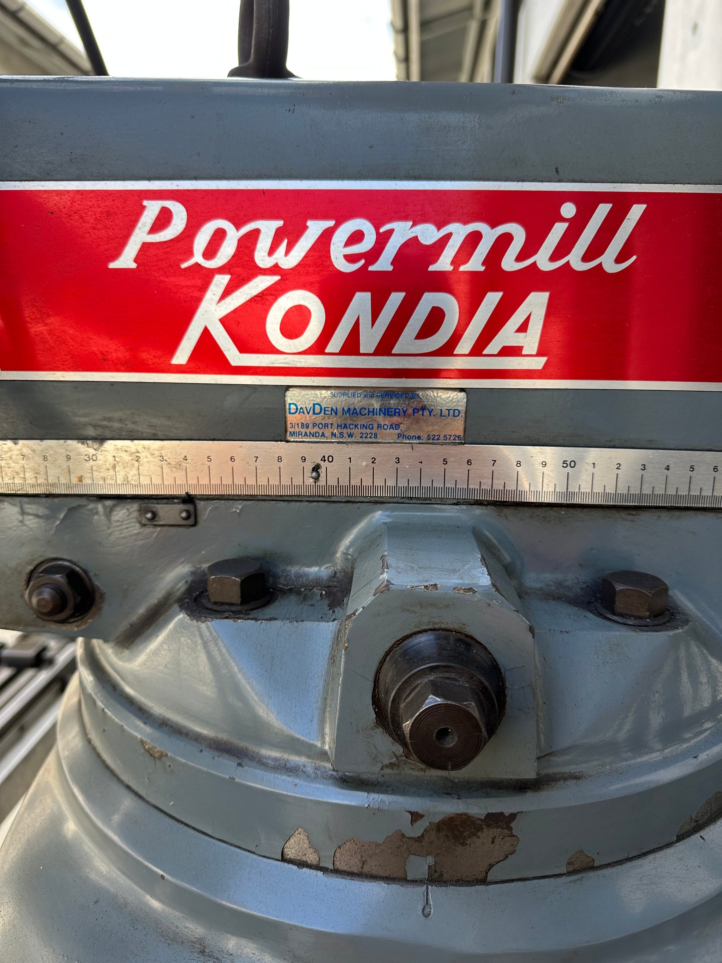 Used Kondia FV-1 Turret Milling Machine