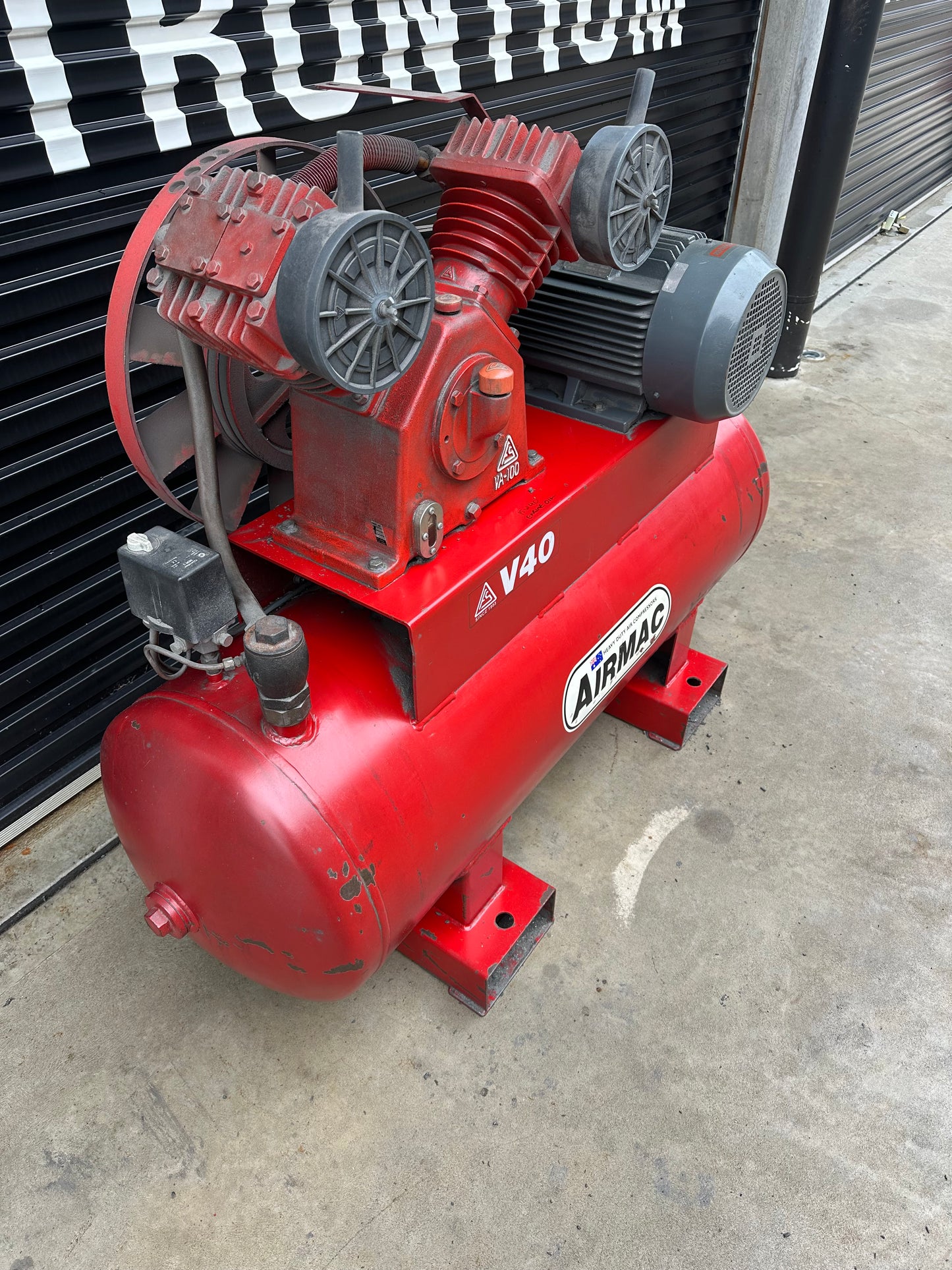 Used AirMac V40 Air Compressor