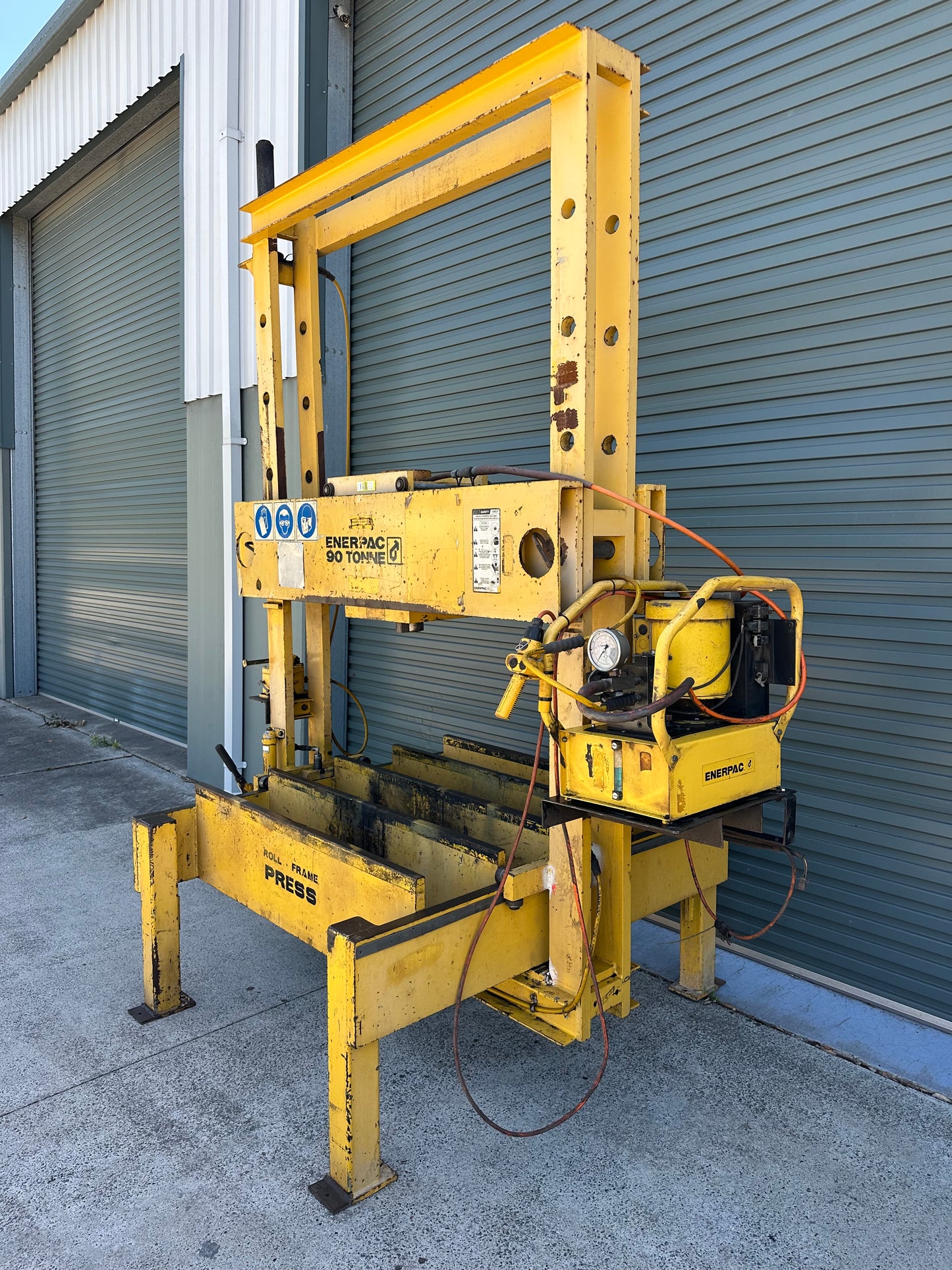 Used ENERPAC 90t Roll Frame Hydraulic Press