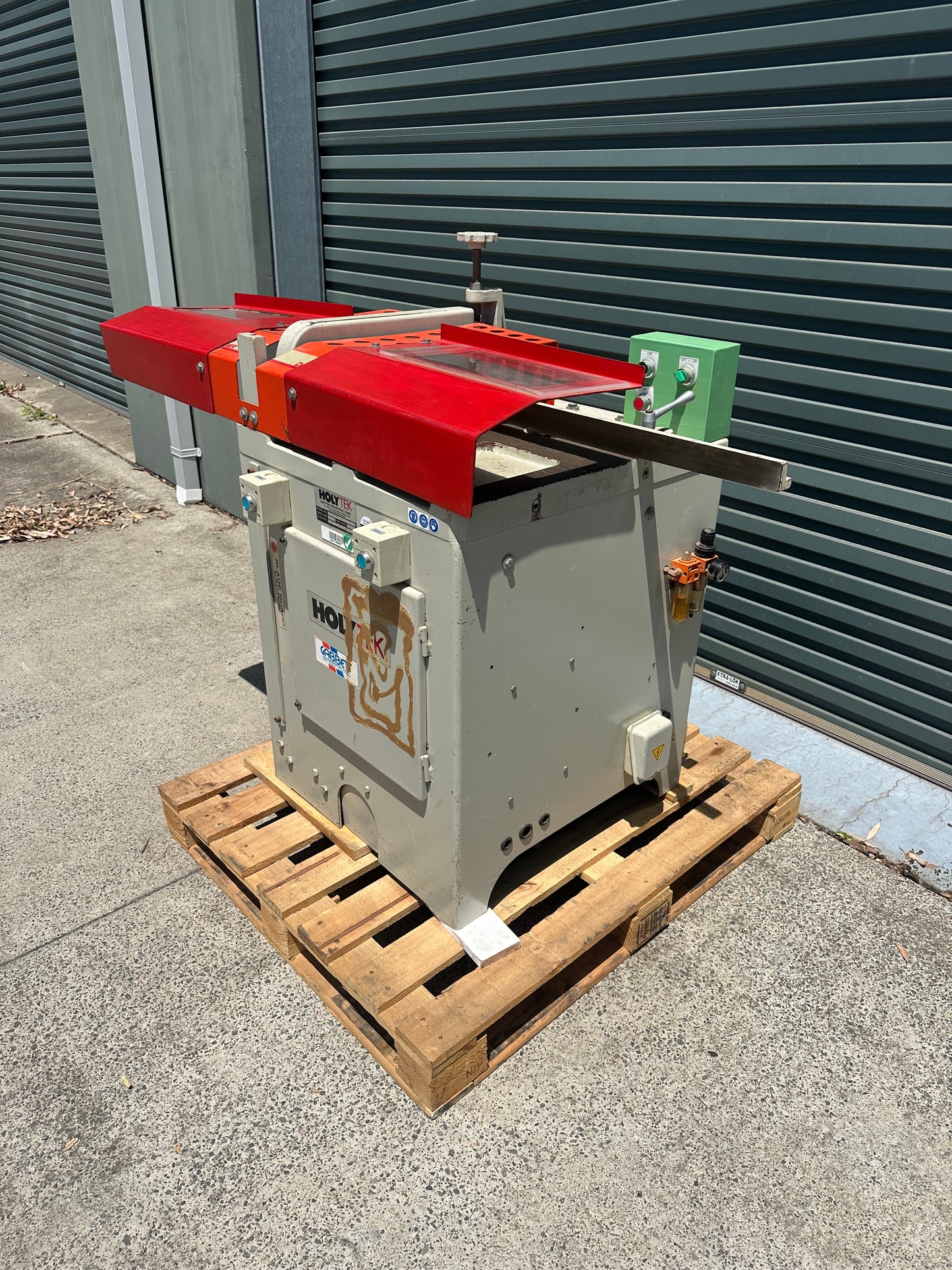 Used Holytek HCS-18RH Upcut Saw