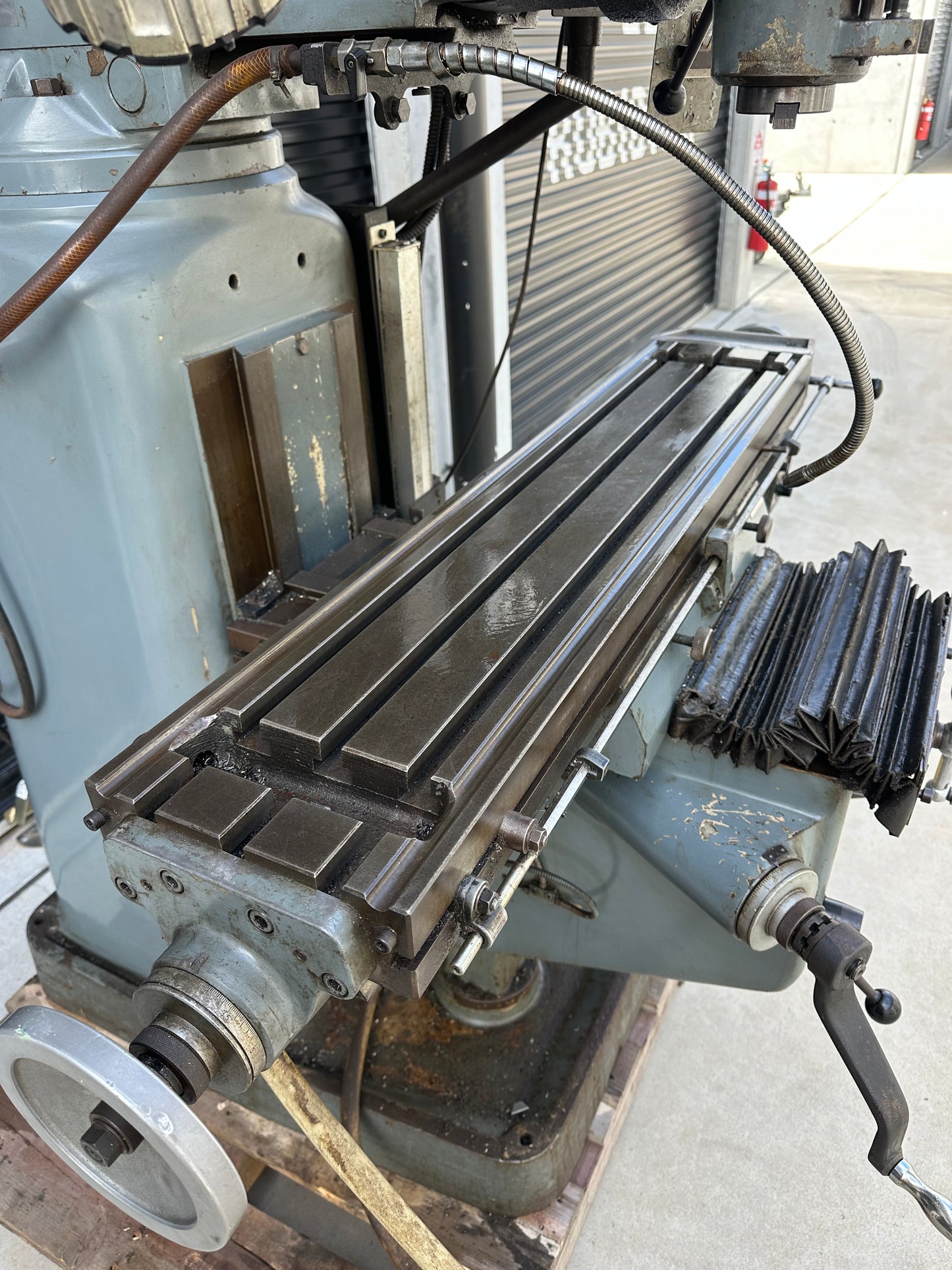 Used Kondia FV-1 Turret Milling Machine