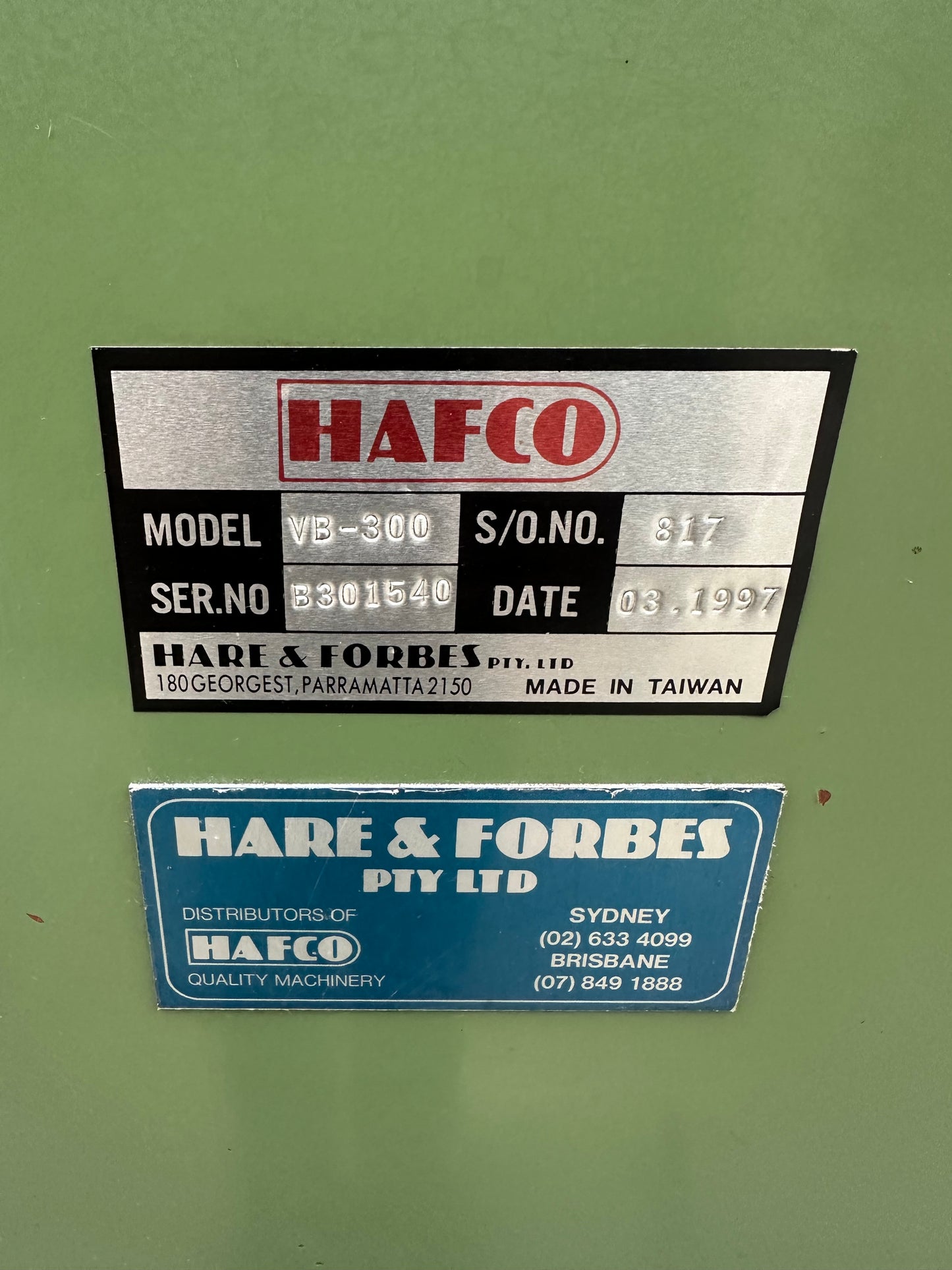 Used HAFCO VB-300 Vertical Metal Bandsaw