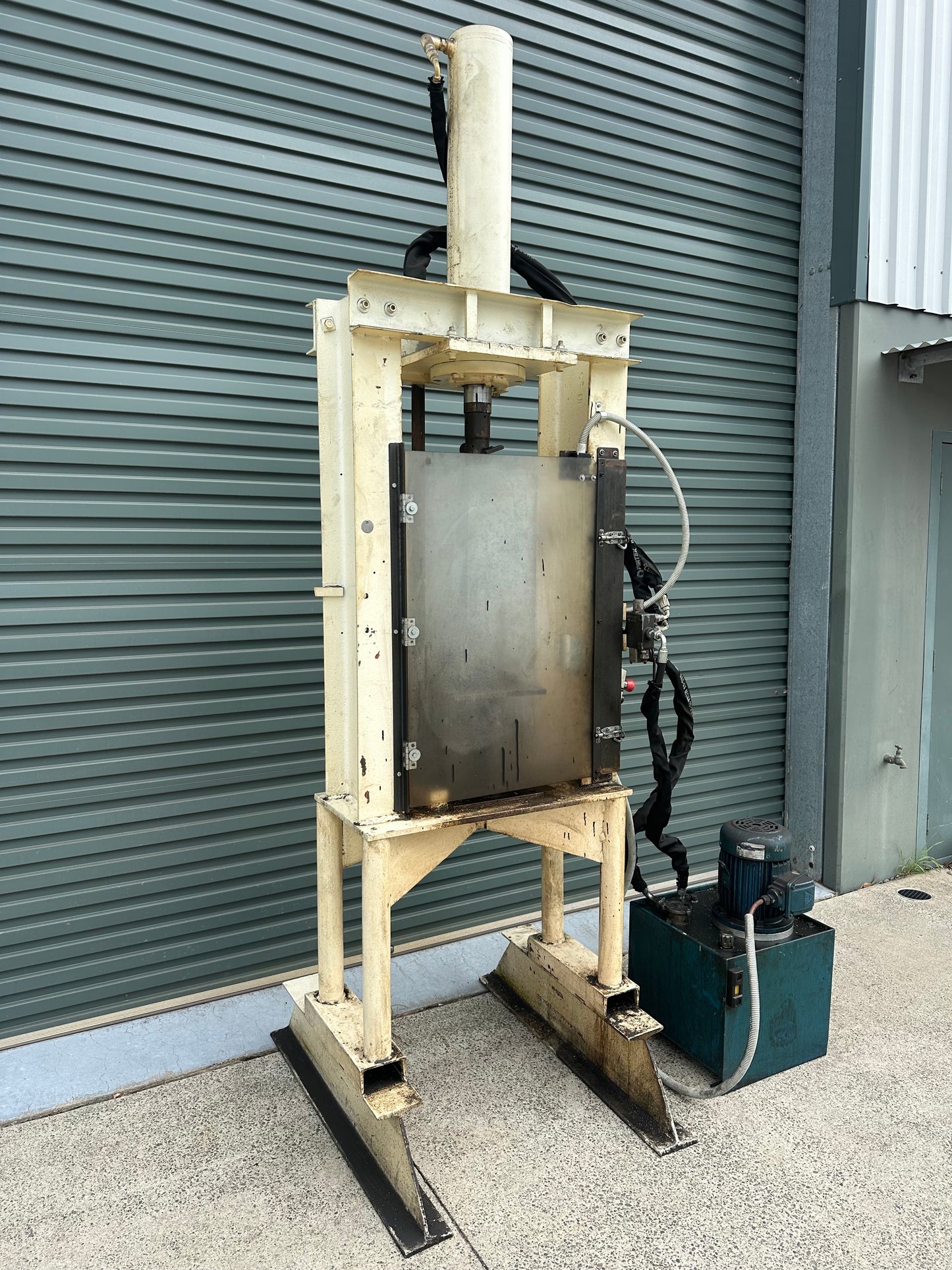 Used Hydraulic Workshop Broaching Press 415v