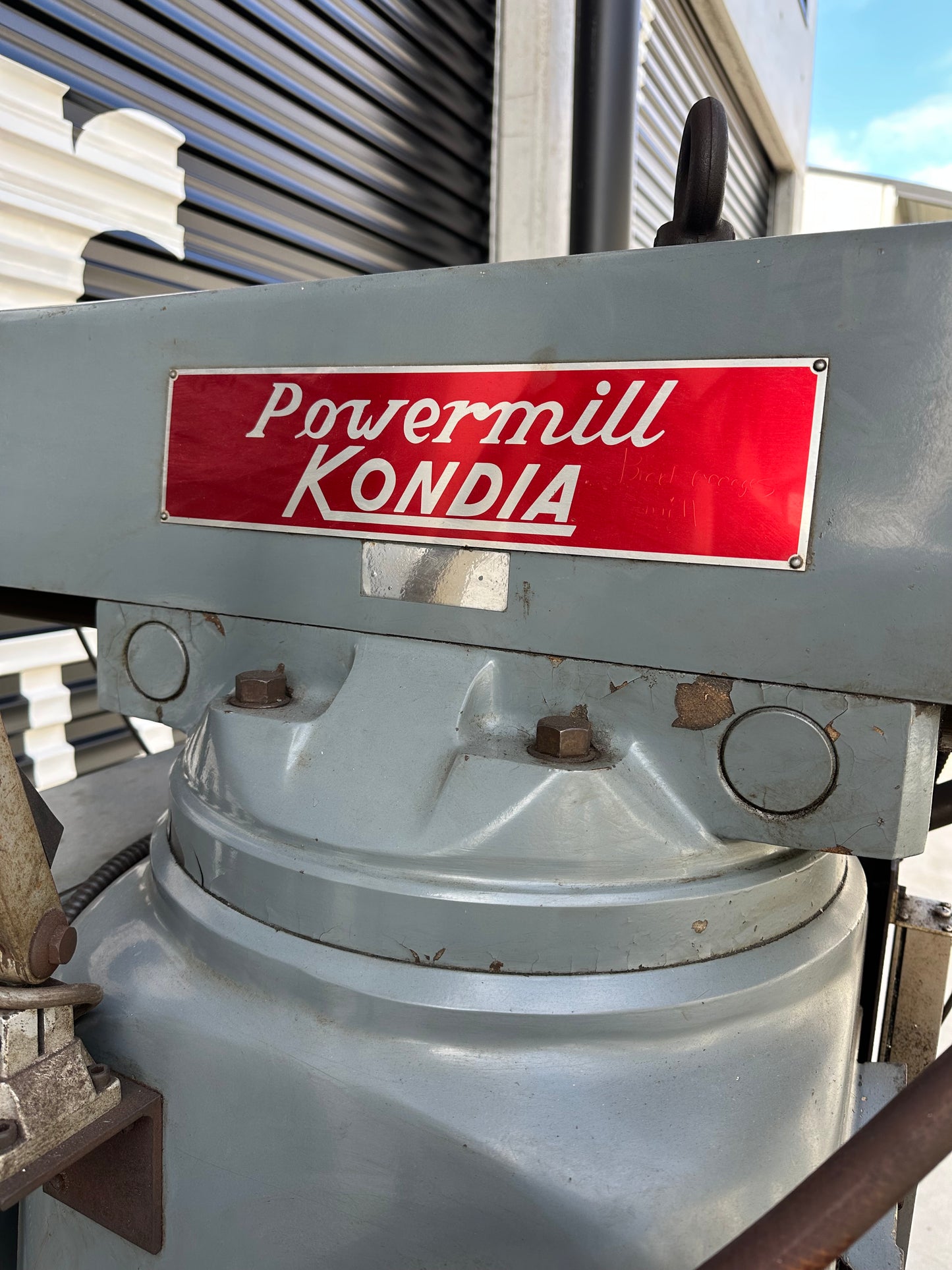 Used Kondia FV-1 Turret Milling Machine