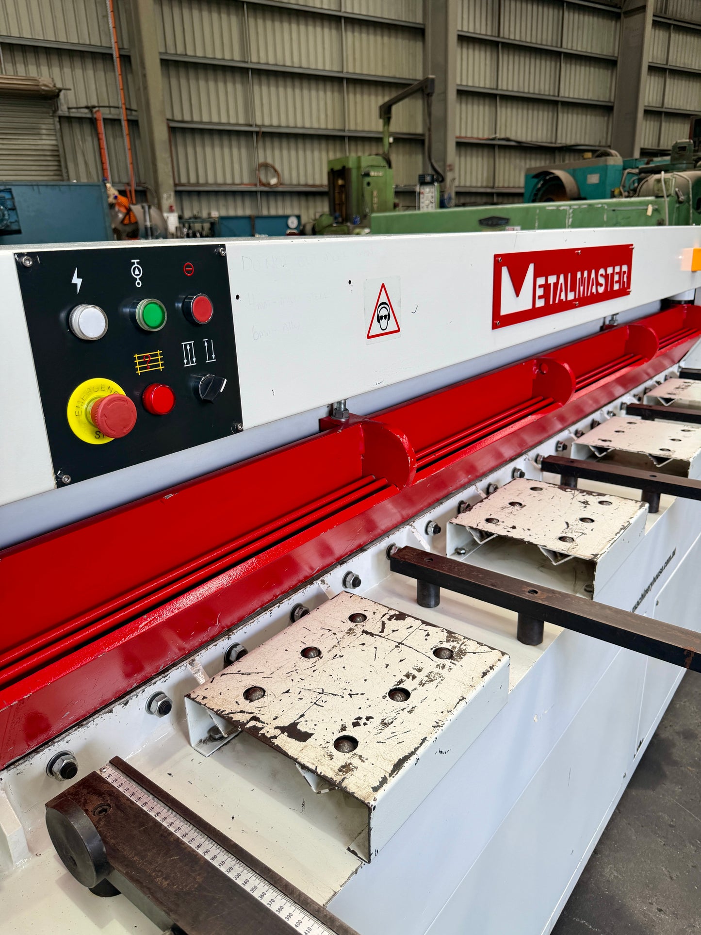 Used HAFCO Metalmaster HG-840 Guillotine