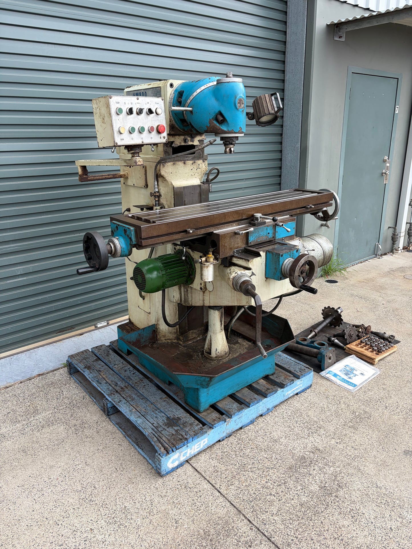 Used HAFCO HM-800 Universal Milling Machine