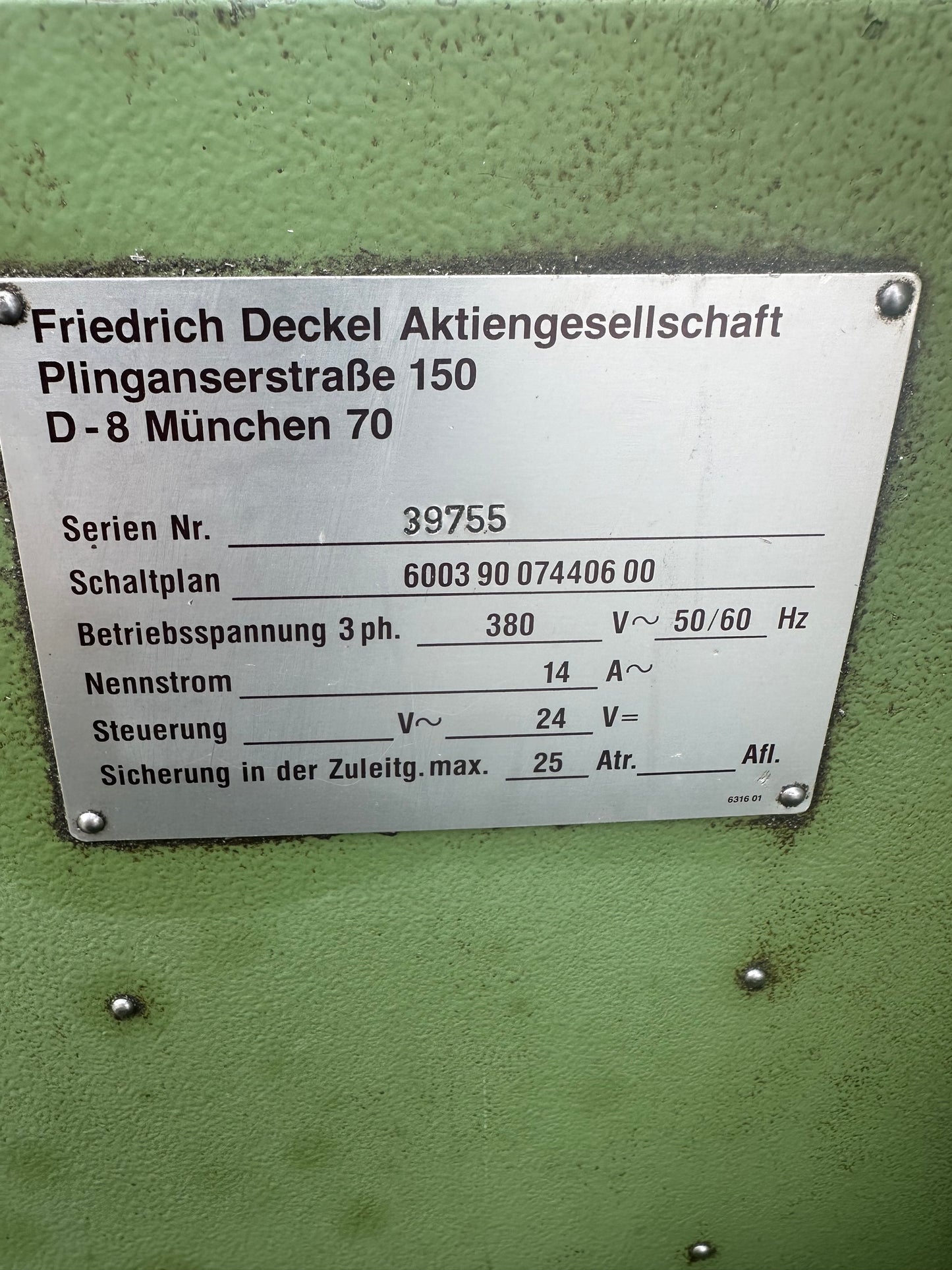 Used Deckel FP4MK Toolroom Milling Machine