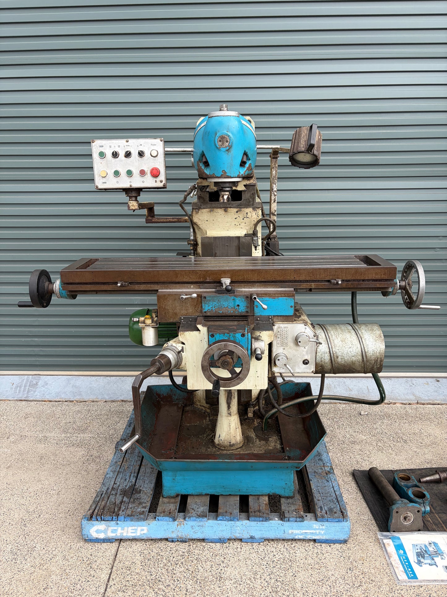 Used HAFCO HM-800 Universal Milling Machine