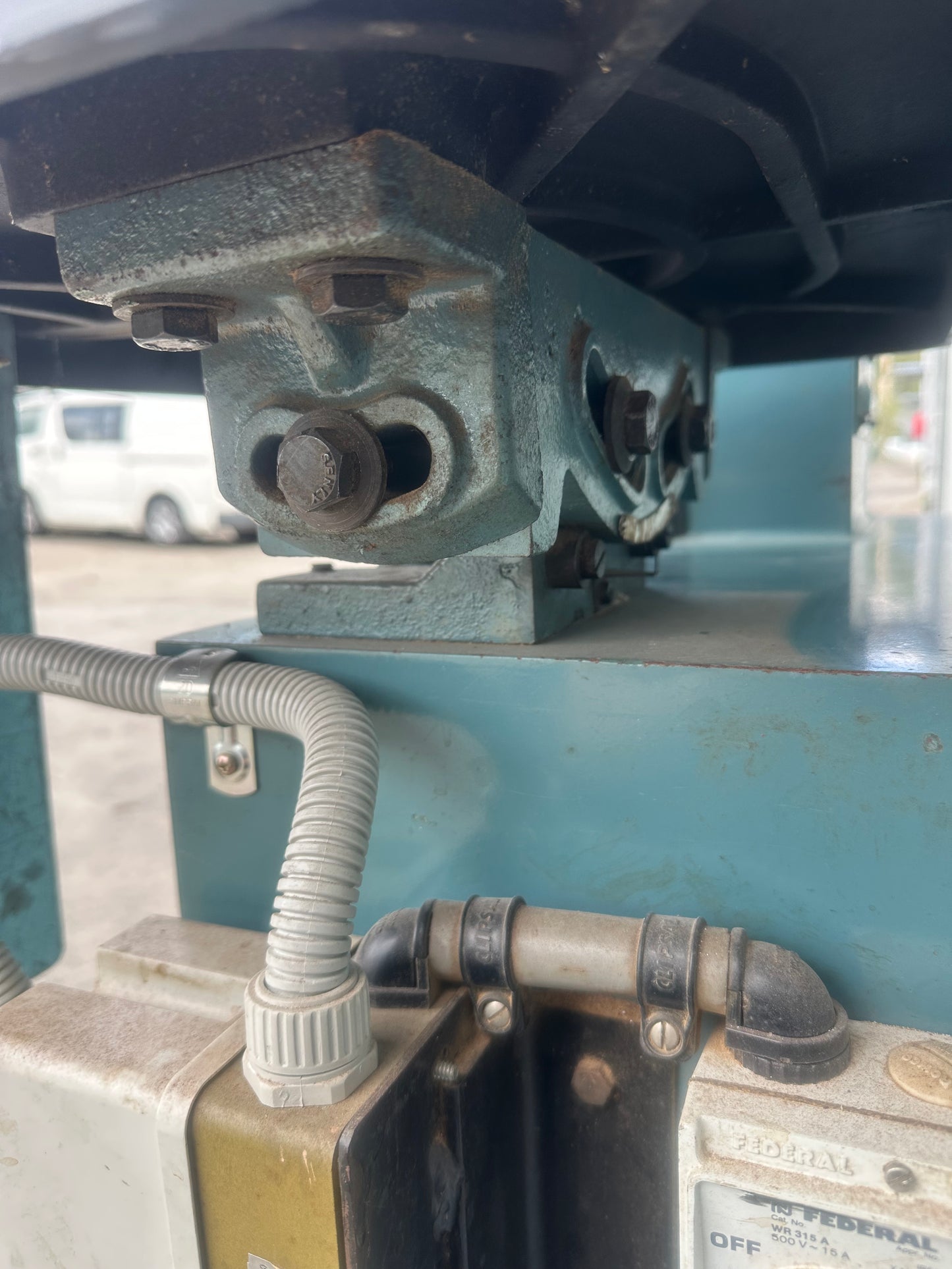 Used Pacific KB-30 Vertical Bandsaw